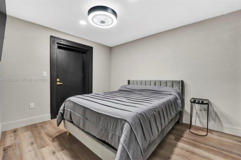 Villa ou maison à louer à Miami Gardens, Floride: 3 chambres № 1997910 - photo 19