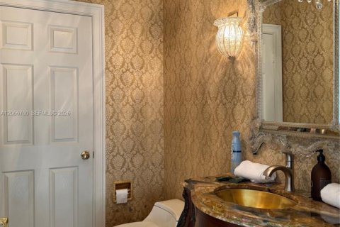 Villa ou maison à louer à Hollywood, Floride: 4 chambres, 365.29 m2 № 2286438 - photo 23