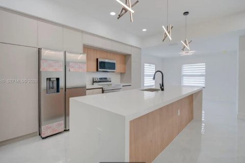 Casa en venta en Lehigh Acres, Florida, 3 dormitorios, 132.94 m2 № 2351006 - foto 9
