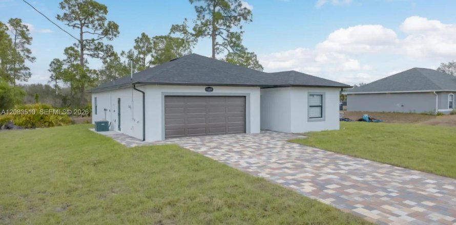 Casa en Lehigh Acres, Florida 3 dormitorios, 132.94 m2 № 2351006