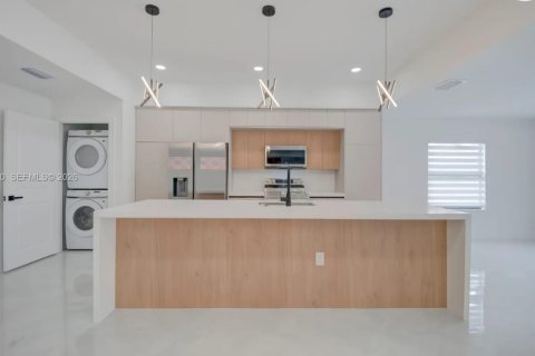 Casa en venta en Lehigh Acres, Florida, 3 dormitorios, 132.94 m2 № 2351006 - foto 7