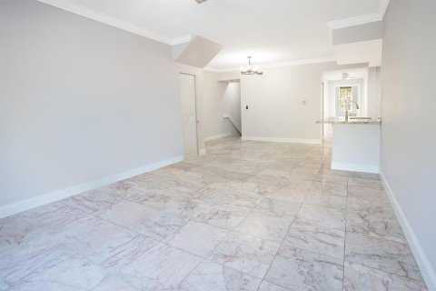 Condominio en venta en Coral Springs, Florida, 3 dormitorios, 122.17 m2 № 2195053 - foto 5