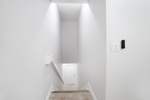 Condominio en venta en Coral Springs, Florida, 3 dormitorios, 122.17 m2 № 2195053 - foto 30