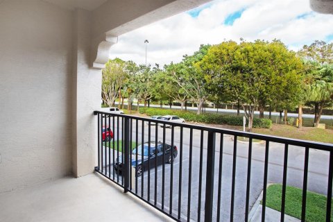 Condominio en venta en Coral Springs, Florida, 3 dormitorios, 122.17 m2 № 2195053 - foto 26
