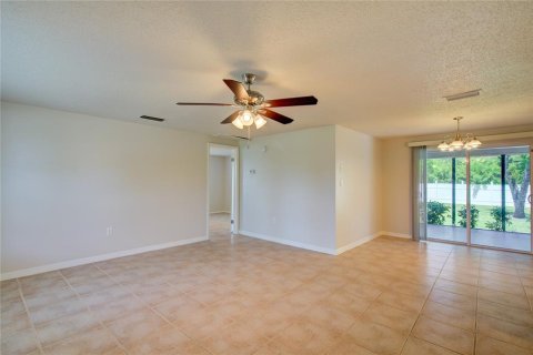 House in Port Charlotte, Florida 3 bedrooms, 138.24 sq.m. № 1829186 - photo 11