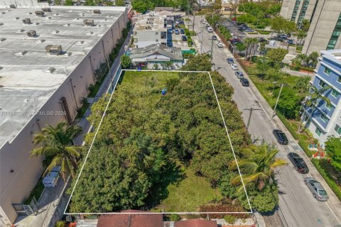 Купить коммерческую недвижимость в Майами, Флорида № 2057439 - фото 3