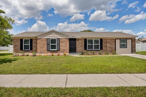 House in Jacksonville, Florida 4 bedrooms, 154.03 sq.m. № 2224993 - photo 3