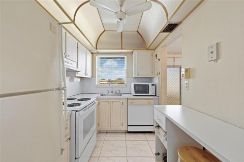 Copropriété à vendre à Fort Lauderdale, Floride: 2 chambres, 78.97 m2 № 2084529 - photo 5