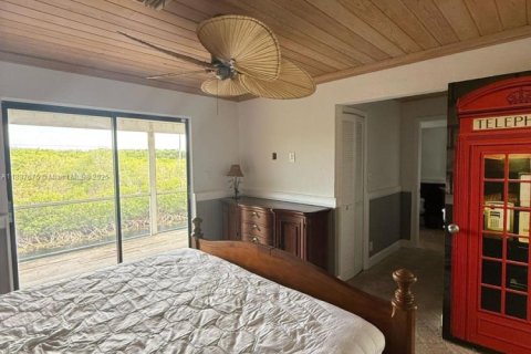 House in Key Largo, Florida 2 bedrooms, 98.1 sq.m. № 1948897 - photo 7