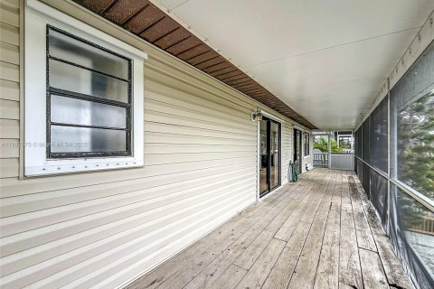 Villa ou maison à vendre à Key Largo, Floride: 2 chambres, 98.1 m2 № 1948897 - photo 18