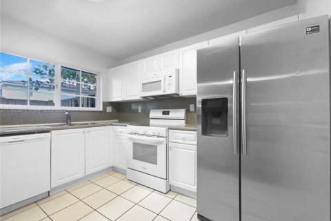 Condominio en venta en Homestead, Florida, 3 dormitorios, 153.94 m2 № 1667444 - foto 6