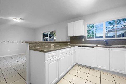 Condominio en venta en Homestead, Florida, 3 dormitorios, 153.94 m2 № 1667444 - foto 13