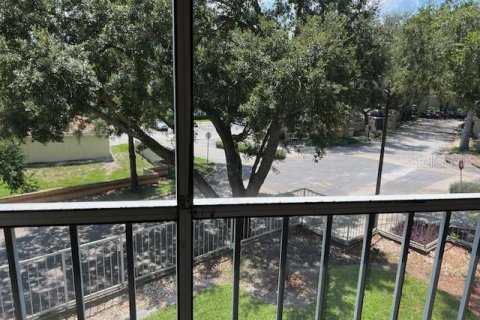 Condominio en venta en Altamonte Springs, Florida, 2 dormitorios, 108.7 m2 № 2144600 - foto 11