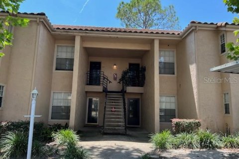 Condo in Altamonte Springs, Florida, 2 bedrooms № 2144600