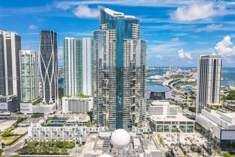 Condo in Miami, Florida, 2 bedrooms  № 2244301 - photo 29