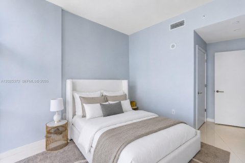 Condo in Miami, Florida, 2 bedrooms  № 2244301 - photo 21