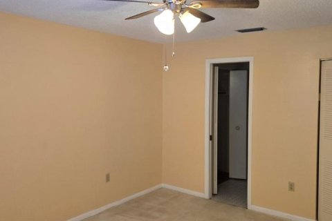 Copropriété à louer à Saint Petersburg, Floride: 1 chambre, 107.77 m2 № 2419255 - photo 12