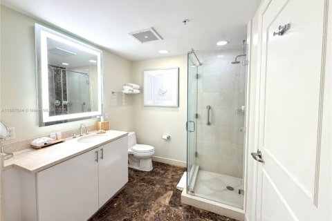 Купить кондоминиум в Форт-Лодердейл, Флорида 49.52м2, № 1939063 - фото 14