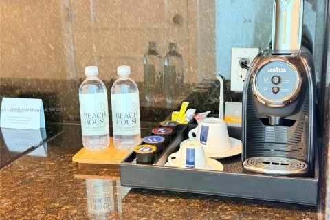 Купить кондоминиум в Форт-Лодердейл, Флорида 49.52м2, № 1939063 - фото 10