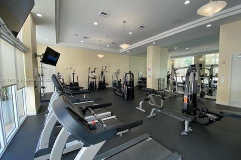 Condo in Aventura, Florida, 1 bedroom  № 1741867 - photo 17