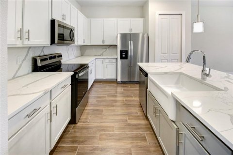 Adosado en alquiler en Oviedo, Florida, 3 dormitorios, 174.38 m2 № 1877132 - foto 4