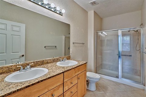 Condo in Gainesville, Florida, 3 bedrooms  № 1732620 - photo 17