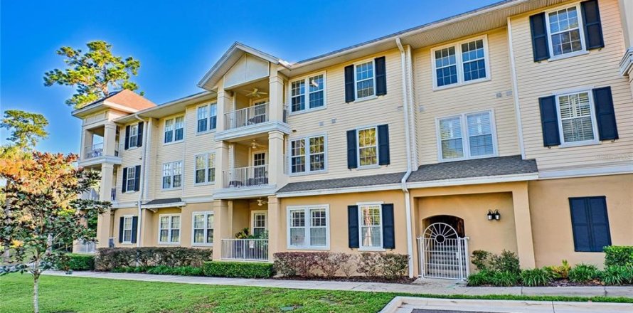 Condo in Gainesville, Florida, 3 bedrooms № 1732620