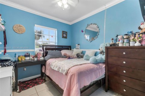 Villa ou maison à vendre à Miami Gardens, Floride: 3 chambres, 86.96 m2 № 2004821 - photo 16