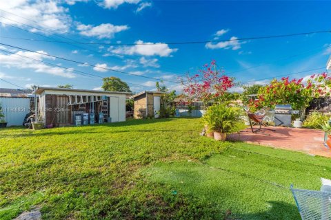Villa ou maison à vendre à Miami Gardens, Floride: 3 chambres, 86.96 m2 № 2004821 - photo 23