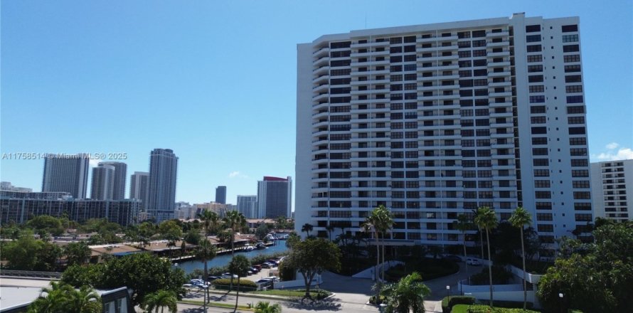 Condo à Hallandale Beach, Floride, 1 chambre № 1874559