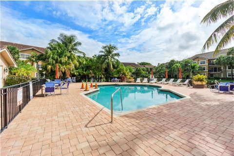 Condo à Coral Springs, Floride, 2 chambres № 2080791