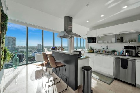 Appartement à louer à Miami, Floride: 2 chambres, 134.62 m2 № 1992918 - photo 10