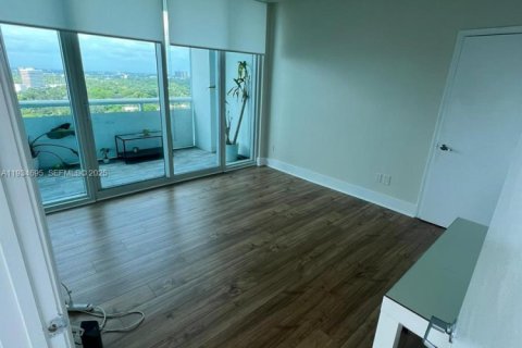 Appartement à louer à Miami, Floride: 2 chambres, 134.62 m2 № 1992918 - photo 14