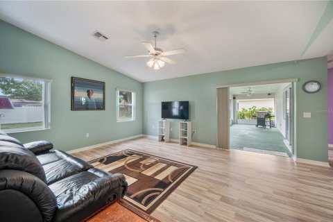 Villa ou maison à vendre à Lakeland, Floride: 4 chambres, 152.92 m2 № 2324043 - photo 13