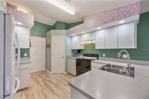 Villa ou maison à vendre à Lakeland, Floride: 4 chambres, 152.92 m2 № 2324043 - photo 16