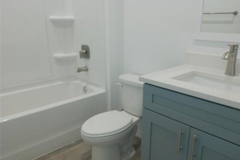 Villa ou maison à louer à Lakeland, Floride: 3 chambres, 107.3 m2 № 2404880 - photo 16