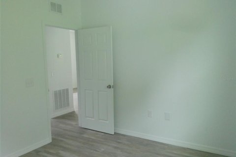 Villa ou maison à louer à Lakeland, Floride: 3 chambres, 107.3 m2 № 2404880 - photo 9