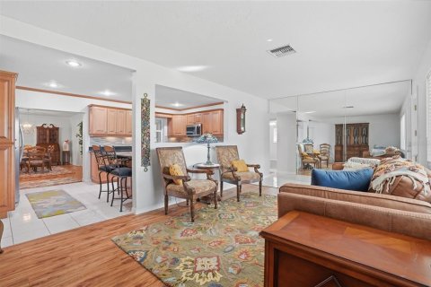 Villa ou maison à vendre à Saint Petersburg, Floride: 3 chambres, 169.83 m2 № 2148475 - photo 6