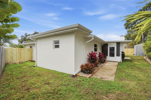 Villa ou maison à vendre à Saint Petersburg, Floride: 3 chambres, 169.83 m2 № 2148475 - photo 30