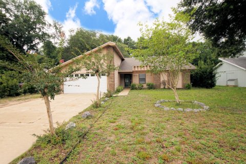 Villa ou maison à vendre à Fort Walton Beach, Floride: 3 chambres, 171.31 m2 № 589955 - photo 1