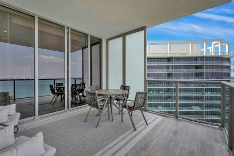 Copropriété à louer à Bal Harbour, Floride: 1 chambre, 160.26 m2 № 2015736 - photo 5