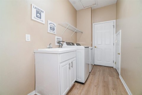 Casa en alquiler en Sanford, Florida, 4 dormitorios, 276.38 m2 № 2105701 - foto 27