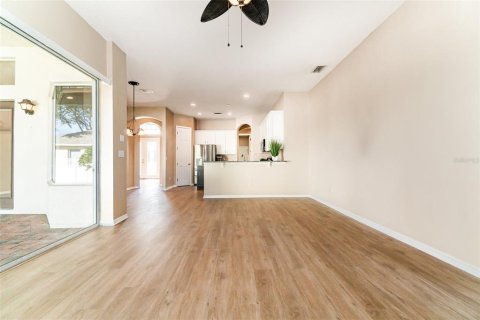 Casa en alquiler en Sanford, Florida, 4 dormitorios, 276.38 m2 № 2105701 - foto 14