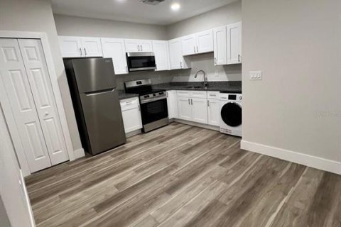 Immobilier commercial à vendre à Umatilla, Floride: 936.45 m2 № 2220713 - photo 17