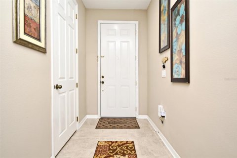 Townhouse in Oviedo, Florida 3 bedrooms, 170.48 sq.m. № 1528163 - photo 3