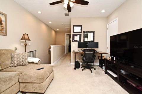 Townhouse in Oviedo, Florida 3 bedrooms, 170.48 sq.m. № 1528163 - photo 18
