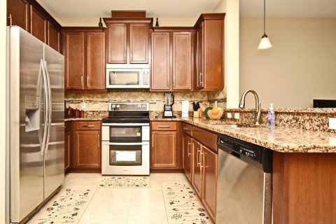 Townhouse in Oviedo, Florida 3 bedrooms, 170.48 sq.m. № 1528163 - photo 6