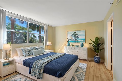 Condo in Deerfield Beach, Florida, 2 bedrooms  № 1855009 - photo 6