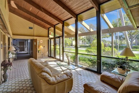 Condo in Deerfield Beach, Florida, 2 bedrooms  № 1855009 - photo 12