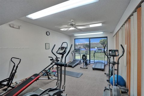 Condo in Deerfield Beach, Florida, 2 bedrooms  № 1855009 - photo 11